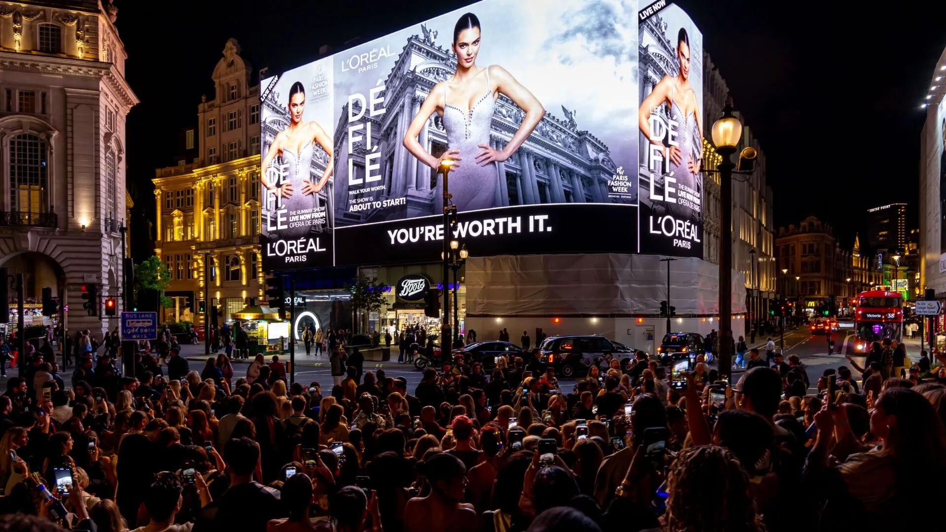 The Venue, Piccadilly Lights